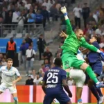 الدوري الفرنسي: مارسيليا يُسقط باريس سان جيرمان في الكلاسيكو (1-0) – فيديو 