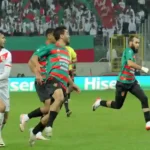 الدوري الجزائري للمحترفين – سقوط للمتصدر،مباراة مجنونة في ملعب نيلسون مانديلا